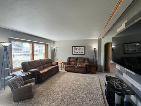 1994 Longview Drive Detroit Lakes MN 56501
