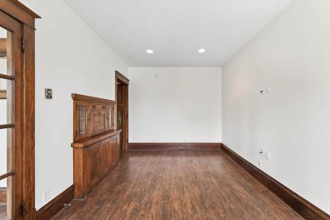 391 Laurel Avenue Saint Paul MN 55102