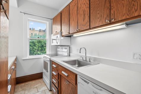 391 Laurel Avenue Saint Paul MN 55102