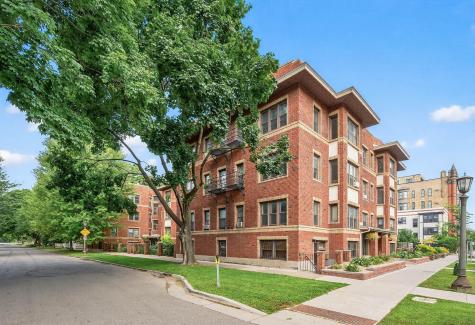 391 Laurel Avenue Saint Paul MN 55102