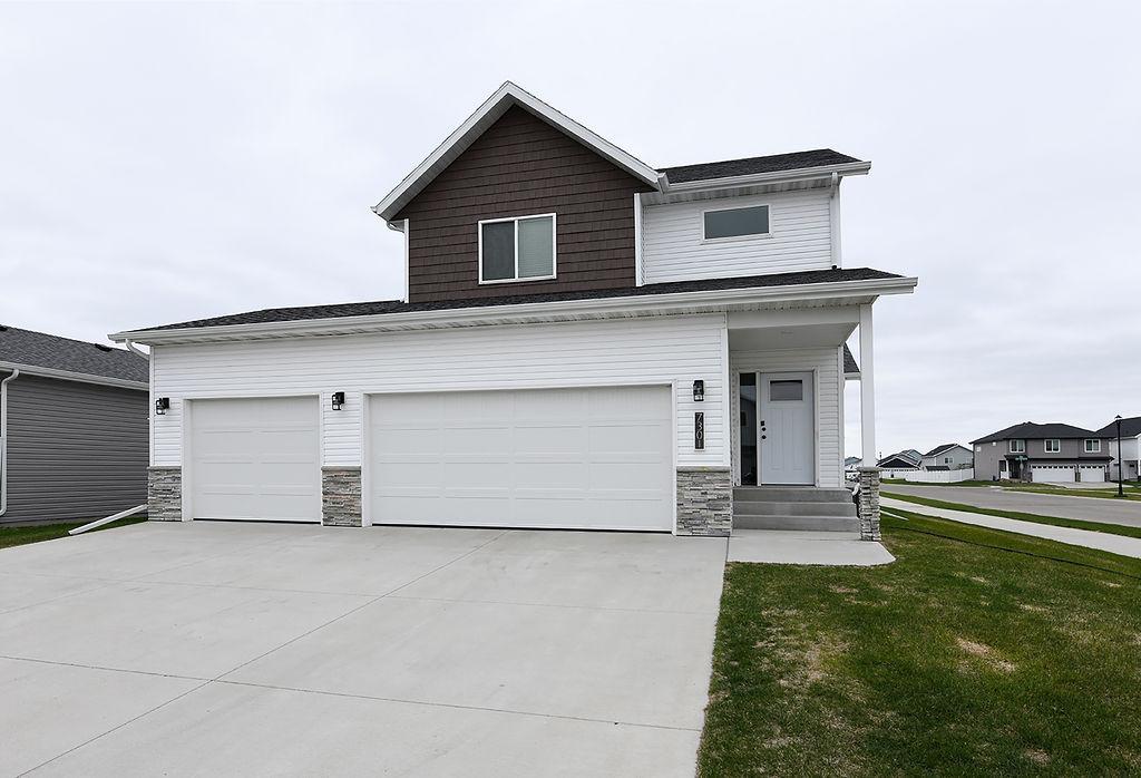 7301 26th Street S Fargo ND 58104