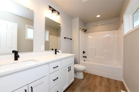 7301 26th Street S Fargo ND 58104