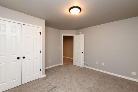 7301 26th Street S Fargo ND 58104