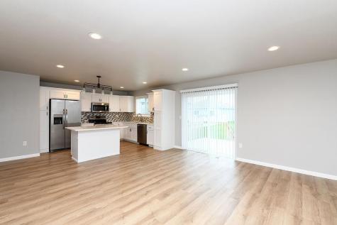7301 26th Street S Fargo ND 58104