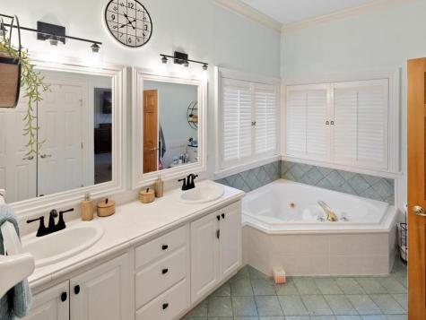 1603 Goldenrod Court Northfield MN 55057
