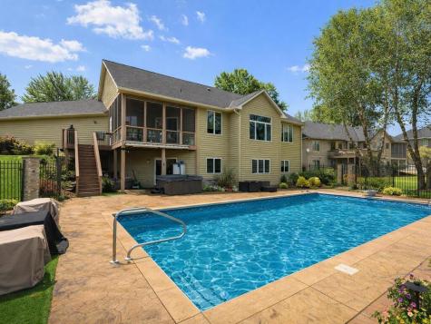 1603 Goldenrod Court Northfield MN 55057
