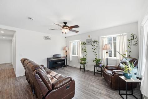 1504 Jasmine Drive Alexandria MN 56308