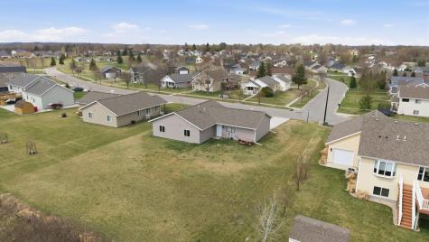 1504 Jasmine Drive Alexandria MN 56308