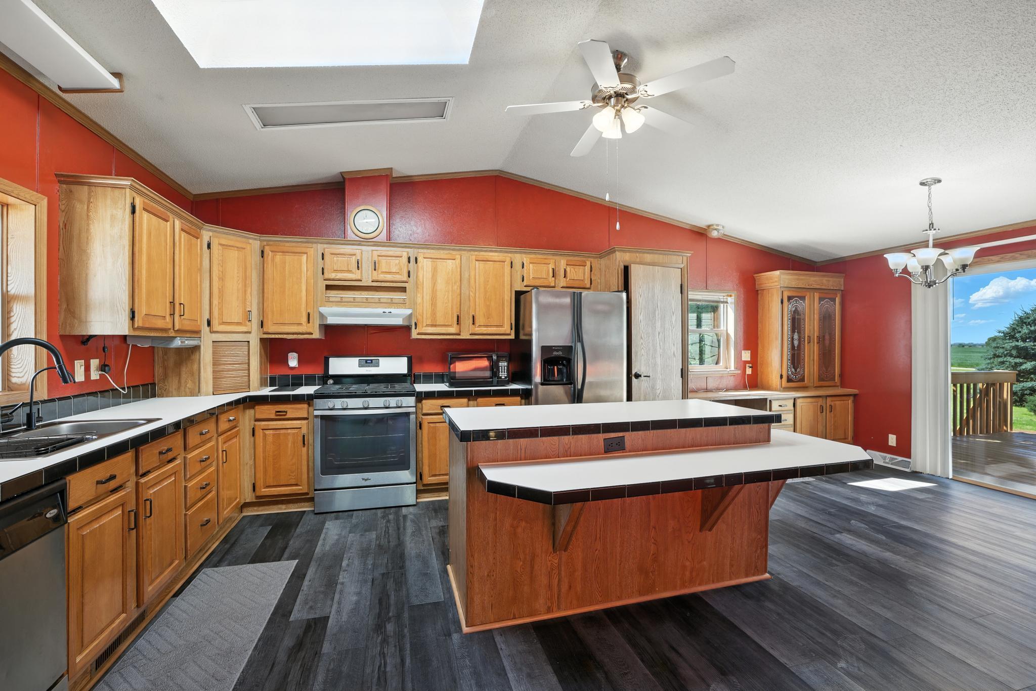 755 240th Avenue SW Appleton MN 56208