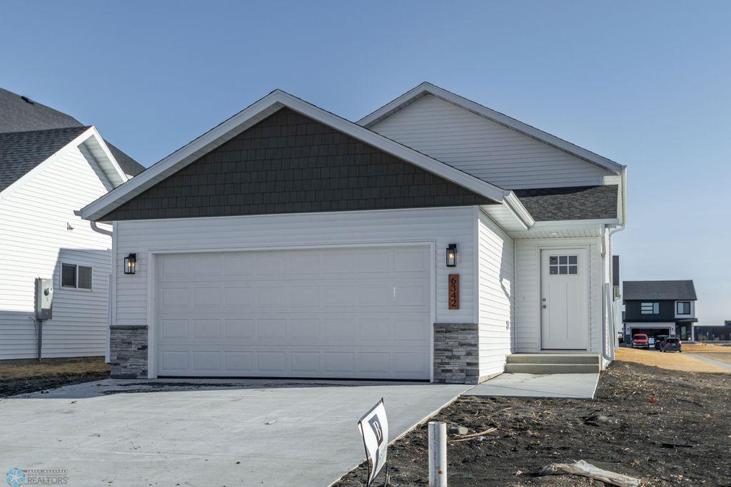 6342 82nd Avenue S Horace ND 58047