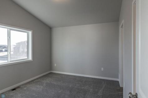 6342 82nd Avenue S Horace ND 58047