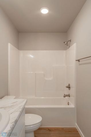 6342 82nd Avenue S Horace ND 58047