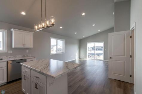 6342 82nd Avenue S Horace ND 58047