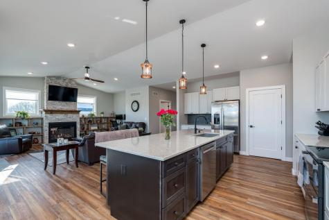 34 N Pointe Court North Mankato MN 56003