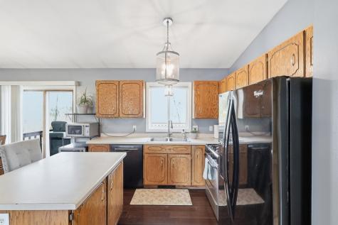 1917 Heritage Drive Shakopee MN 55379