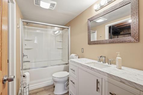 1917 Heritage Drive Shakopee MN 55379