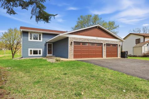 1917 Heritage Drive Shakopee MN 55379