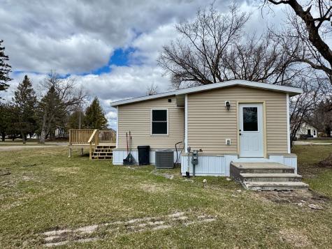 202 Washington Street SE Warroad MN 56763