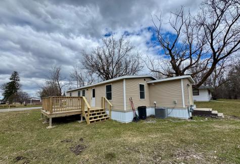 202 Washington Street SE Warroad MN 56763