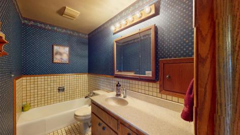 1112 Bridge Avenue Albert Lea MN 56007