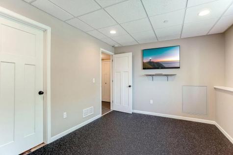 8934 SW Village Loop Chanhassen MN 55317
