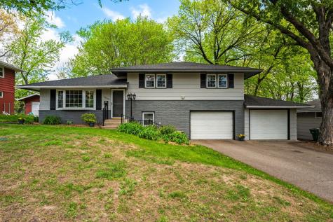 7000 Hill Place N Crystal MN 55427