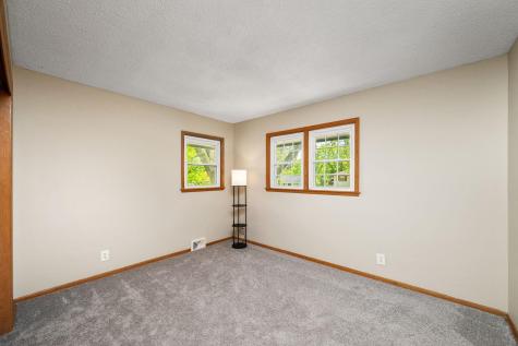 7000 Hill Place N Crystal MN 55427
