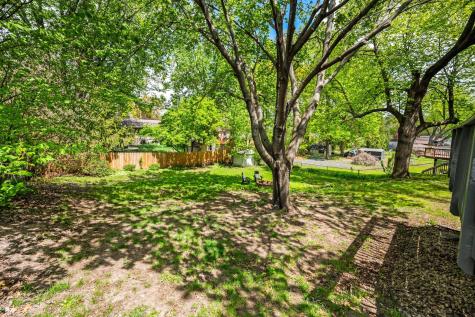 7000 Hill Place N Crystal MN 55427
