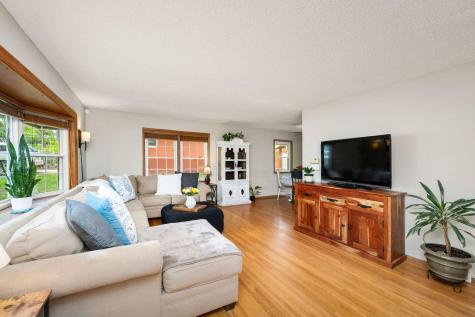 7000 Hill Place N Crystal MN 55427