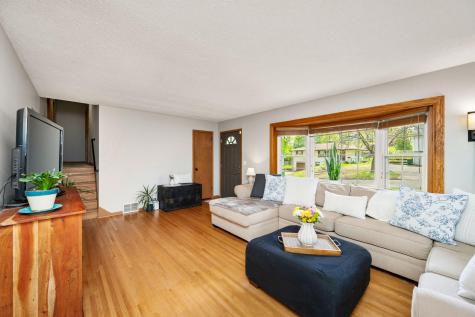 7000 Hill Place N Crystal MN 55427