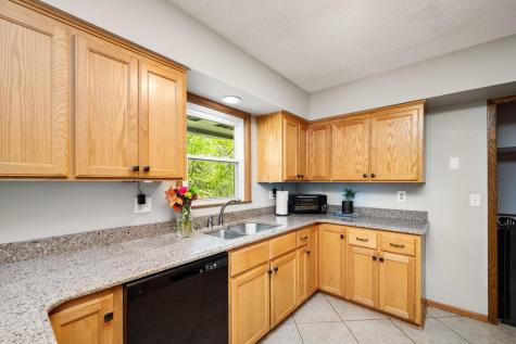 7000 Hill Place N Crystal MN 55427