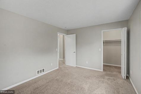 3292 Greenbrier Street Vadnais Heights MN 55127