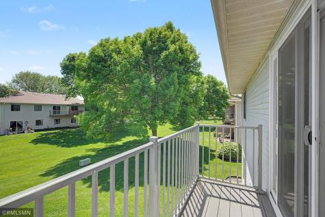 3292 Greenbrier Street Vadnais Heights MN 55127