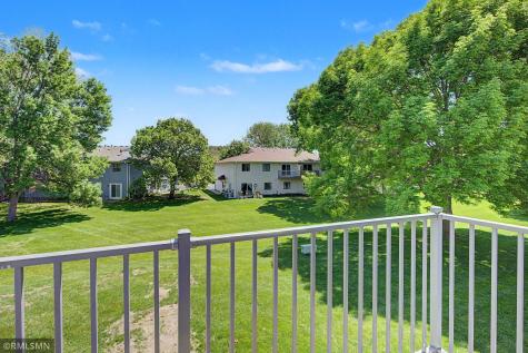 3292 Greenbrier Street Vadnais Heights MN 55127