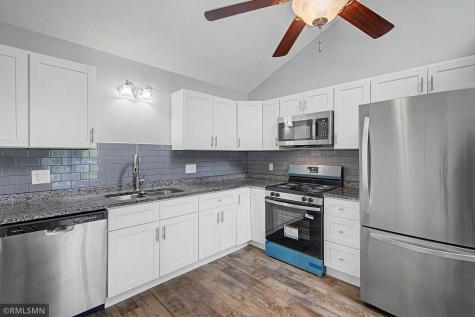 3292 Greenbrier Street Vadnais Heights MN 55127