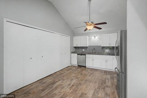 3292 Greenbrier Street Vadnais Heights MN 55127