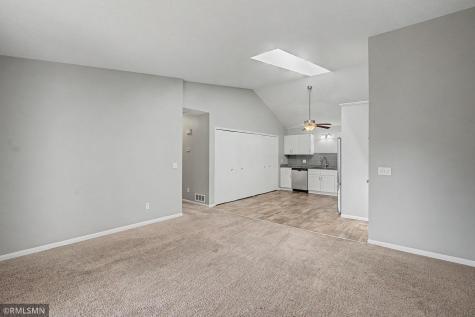 3292 Greenbrier Street Vadnais Heights MN 55127