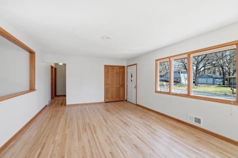 819 9th Avenue Anoka MN 55303