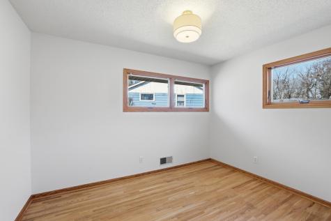 819 9th Avenue Anoka MN 55303