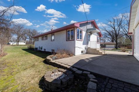 819 9th Avenue Anoka MN 55303