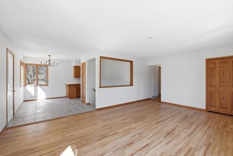 819 9th Avenue Anoka MN 55303