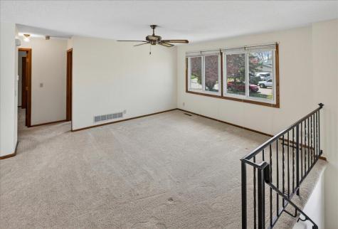 1624 84th Court N Brooklyn Park MN 55444
