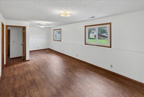 1624 84th Court N Brooklyn Park MN 55444