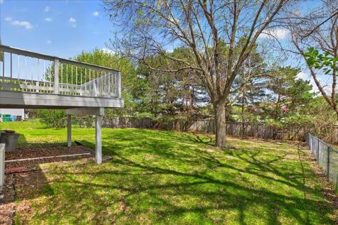 1624 84th Court N Brooklyn Park MN 55444