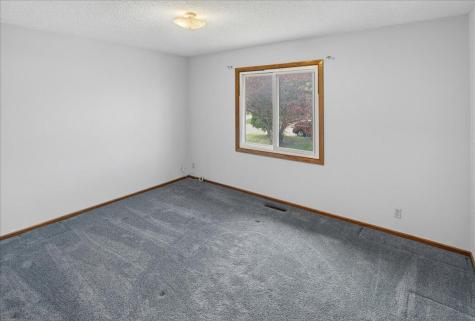 1624 84th Court N Brooklyn Park MN 55444