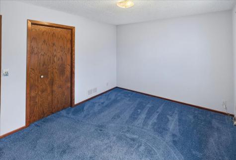 1624 84th Court N Brooklyn Park MN 55444