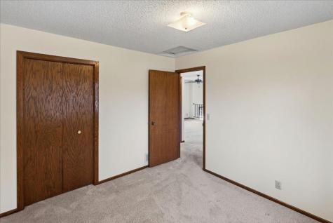 1624 84th Court N Brooklyn Park MN 55444