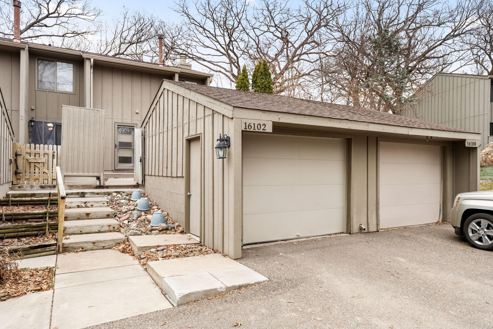 16102 18th Place N Plymouth MN 55447