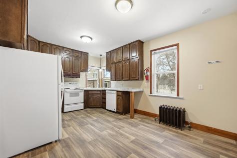 819 7th Avenue S Moorhead MN 56560