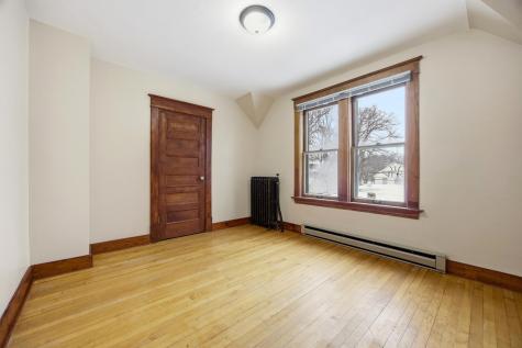 819 7th Avenue S Moorhead MN 56560